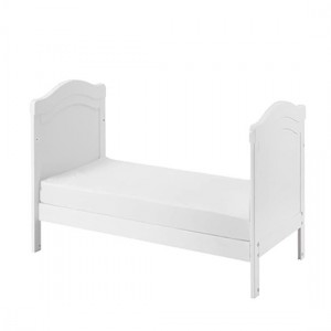 Robins white wood bed 